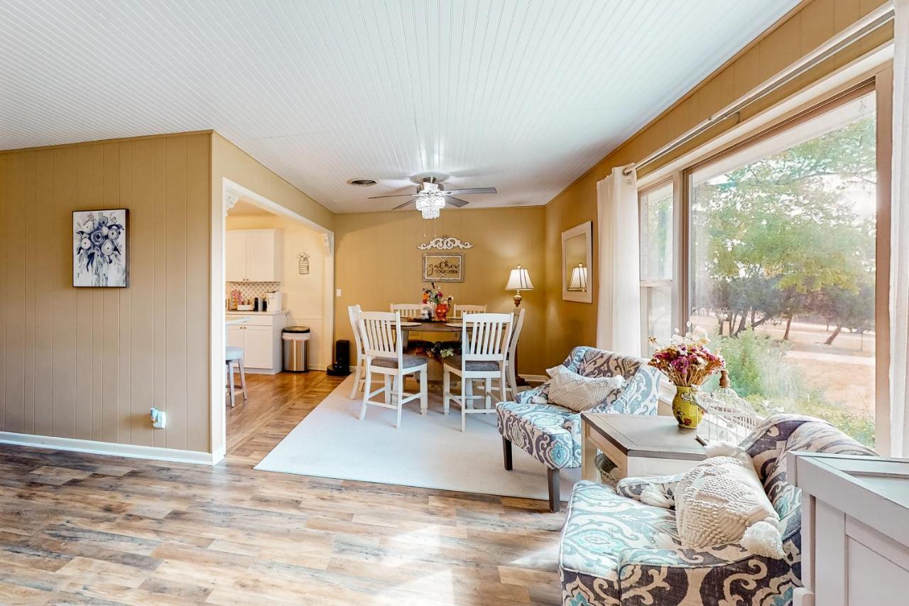 Suniland Cottage Fredericksburg Ngoại thất bức ảnh